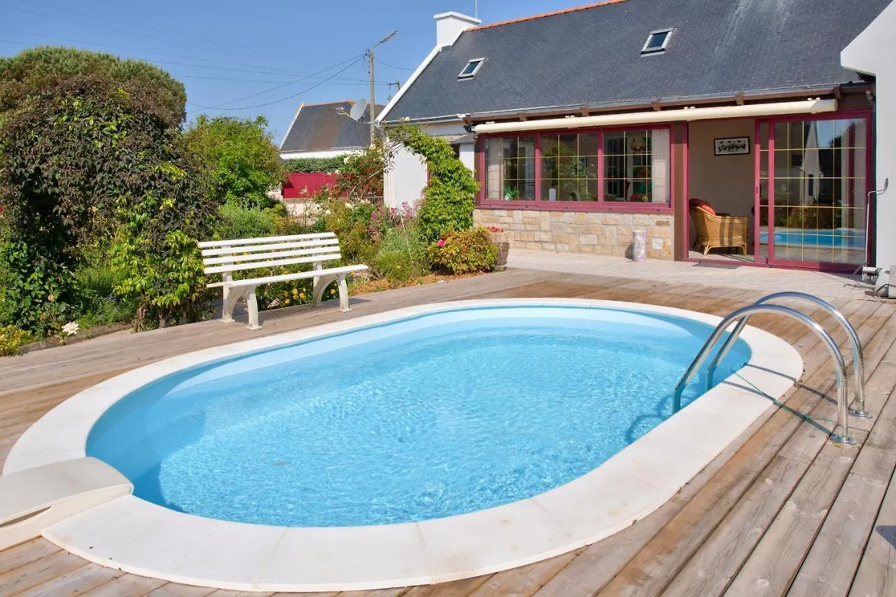 Maison Avec Piscine Pour 5 Personnes Plomeur Holiday home